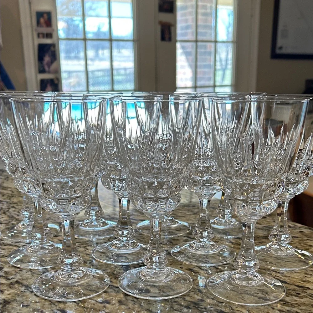 vintage Cristal d'Arques "Pompadour" pattern lead crystal wine glasses set of 11 - Picture 6 of 13